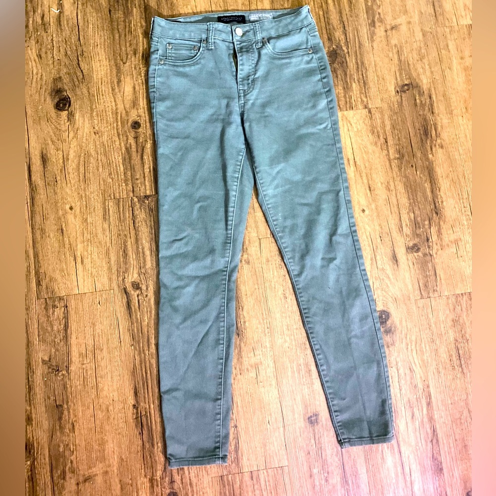 Aéropostale Olive Jeans